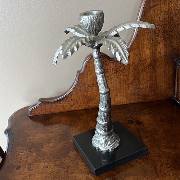 Metal and marble palm tree candle holder. - Picture 3 of 5